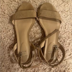 A new day sandals (with small heel)